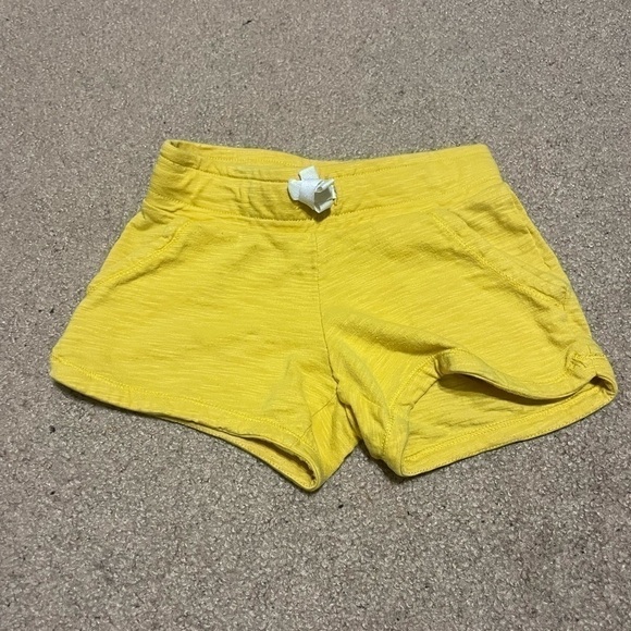 Cat & Jack yellow children’s shorts size 5T - Picture 5 of 6